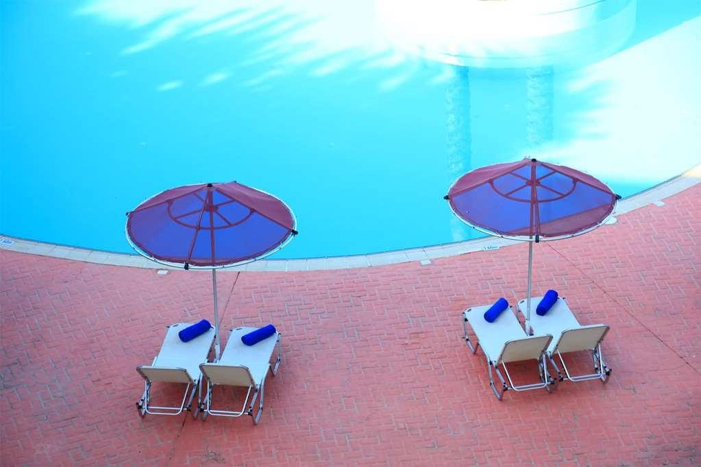 Labranda Blue Bay 4*